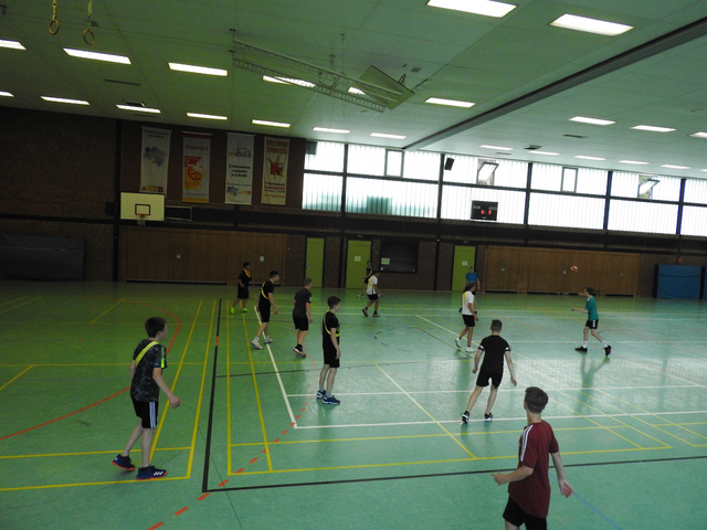 Handballtraining endlich auch wieder mit Körperkontakt!