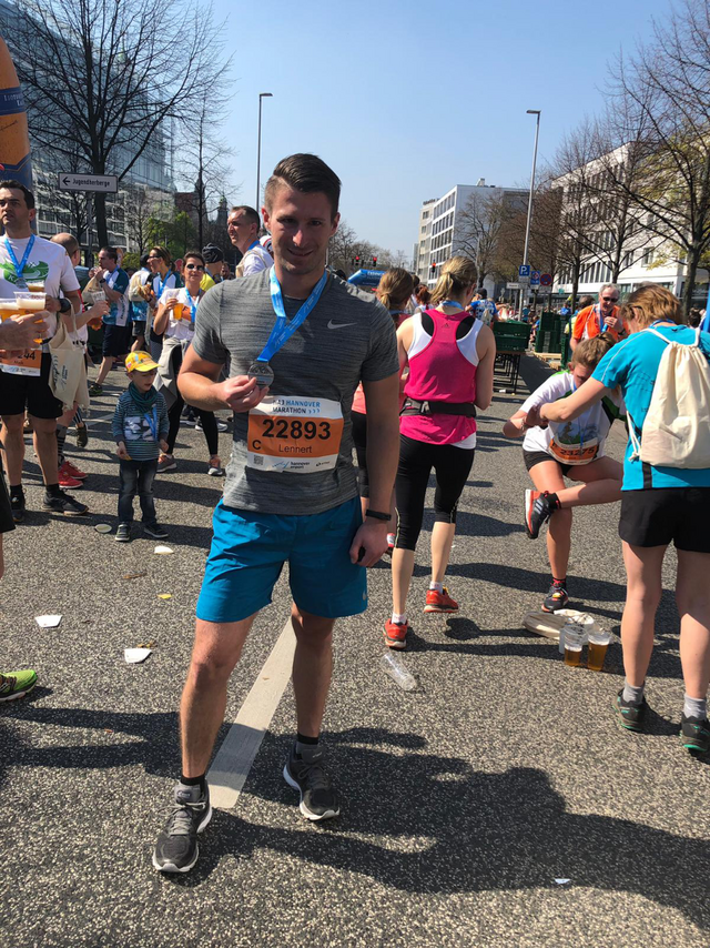 Lennert von Hörsten bei Halbmarathon am Start